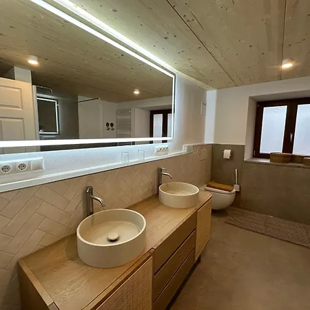 Am Weissensee Apartment *