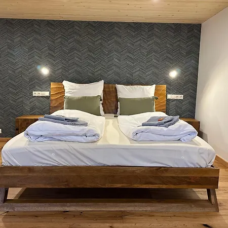 Am Weissensee Apartment