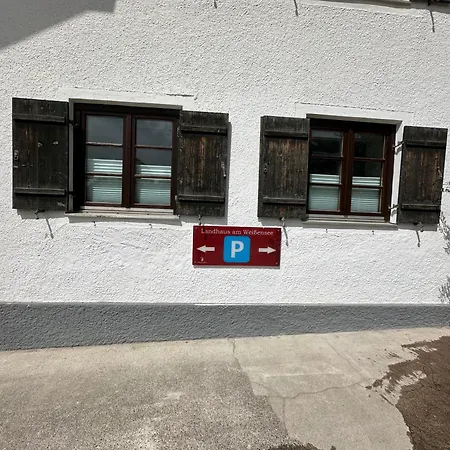 Am Weissensee Apartment *