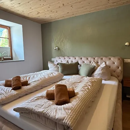 Am Weissensee Apartment *